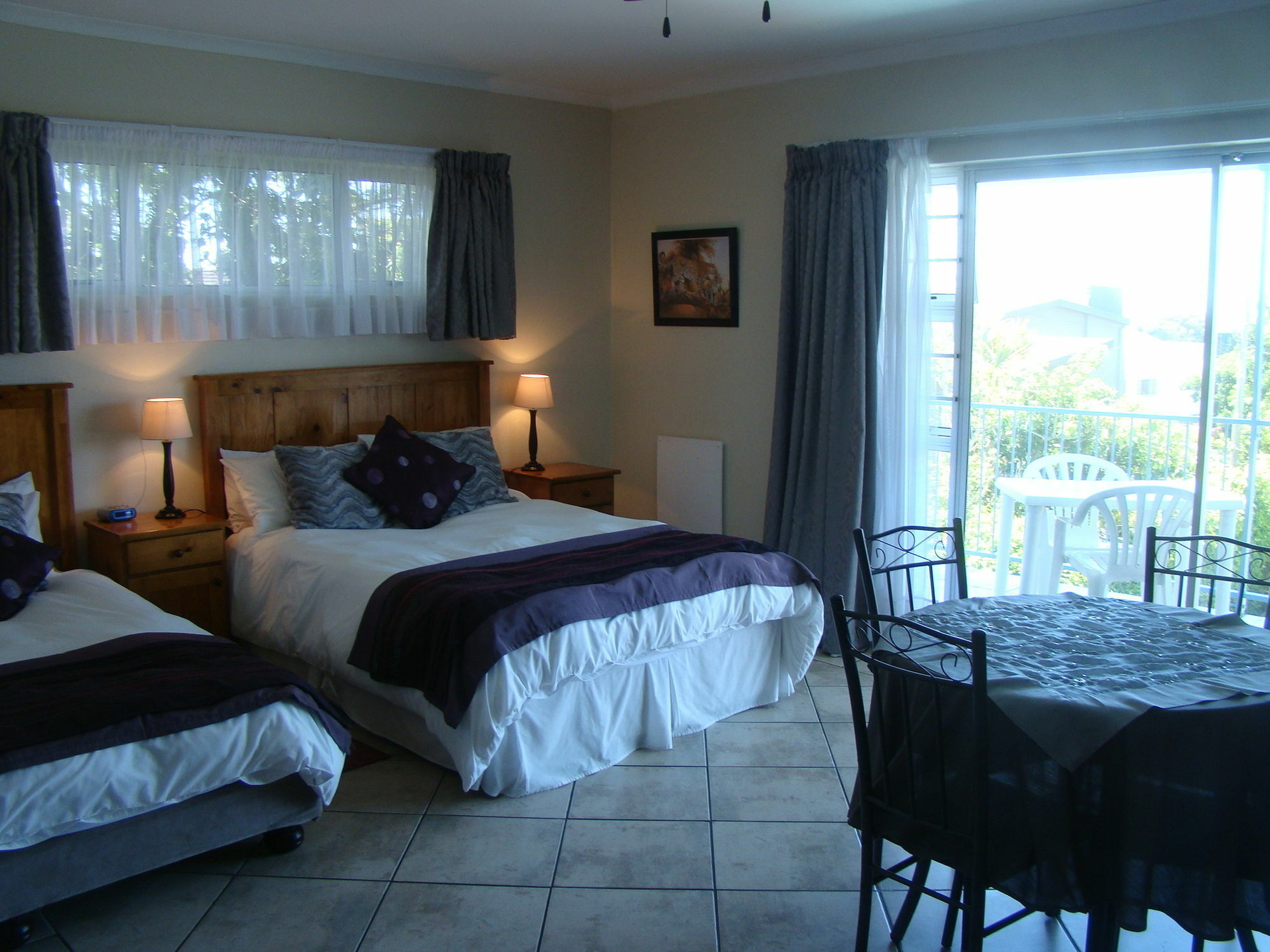 Aqua Marine Guest House Порт-Элизабет Экстерьер фото